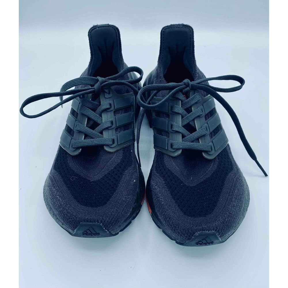 Adidas Ultraboost 21 Black Carbon Gray GX2559 Youth Athletic Shoes Size 4